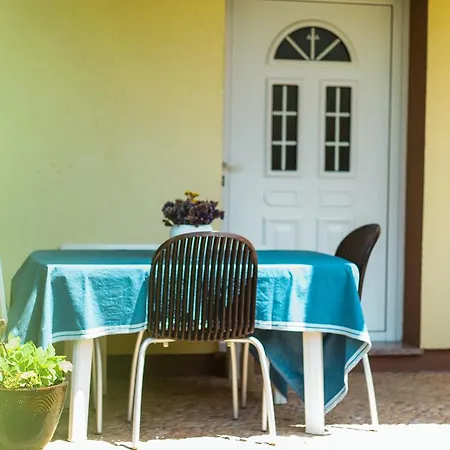 Yvonne Appartement