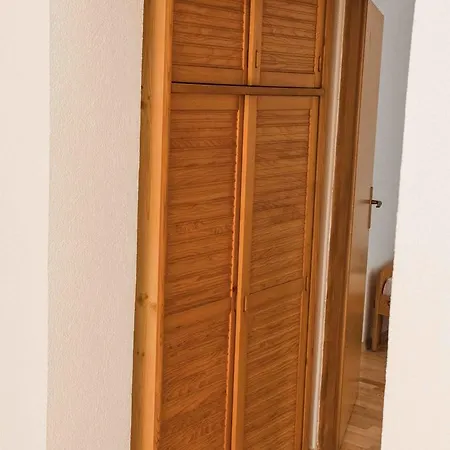 Yvonne Apartments Apartmán Pakoštane