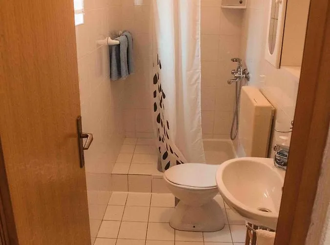 Yvonne Apartments Pakoštane