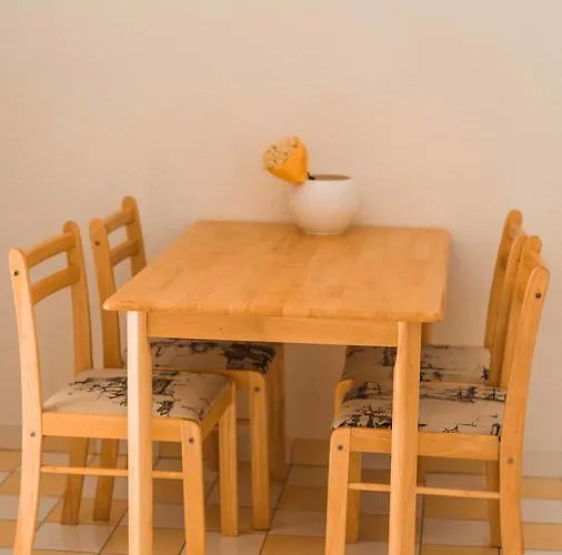 Yvonne Apartments * Pakoštane