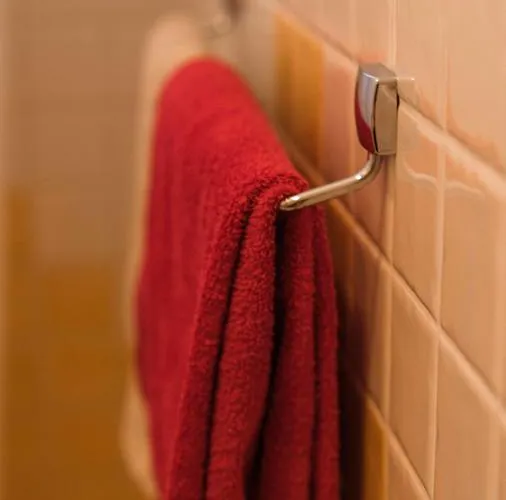 Yvonne Apartments Apartament