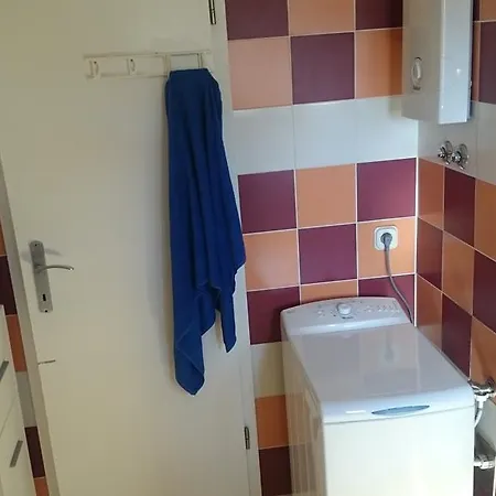 Yvonne Apartment
