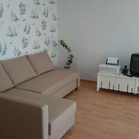 Yvonne Apartments