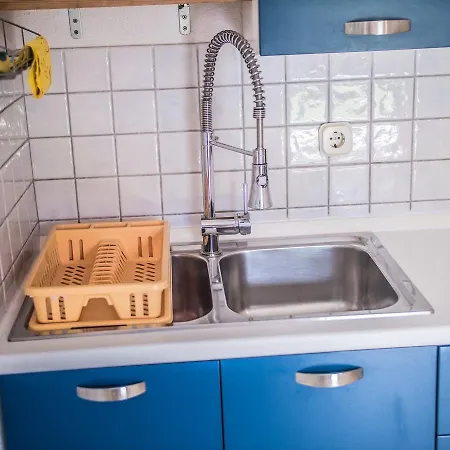 Yvonne Apartment Pakostane