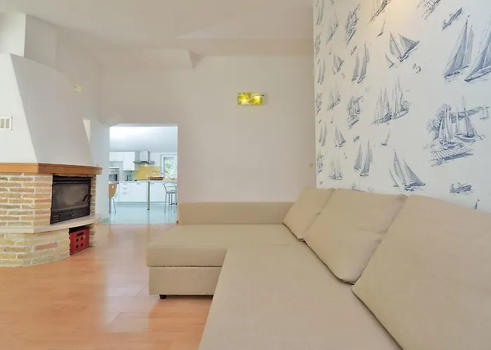 Yvonne Apartamento Pakoštane